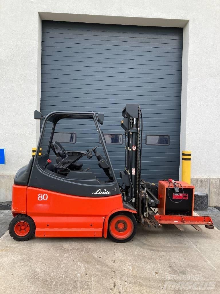 Linde E25/600/336 Viličar za uske prolaze