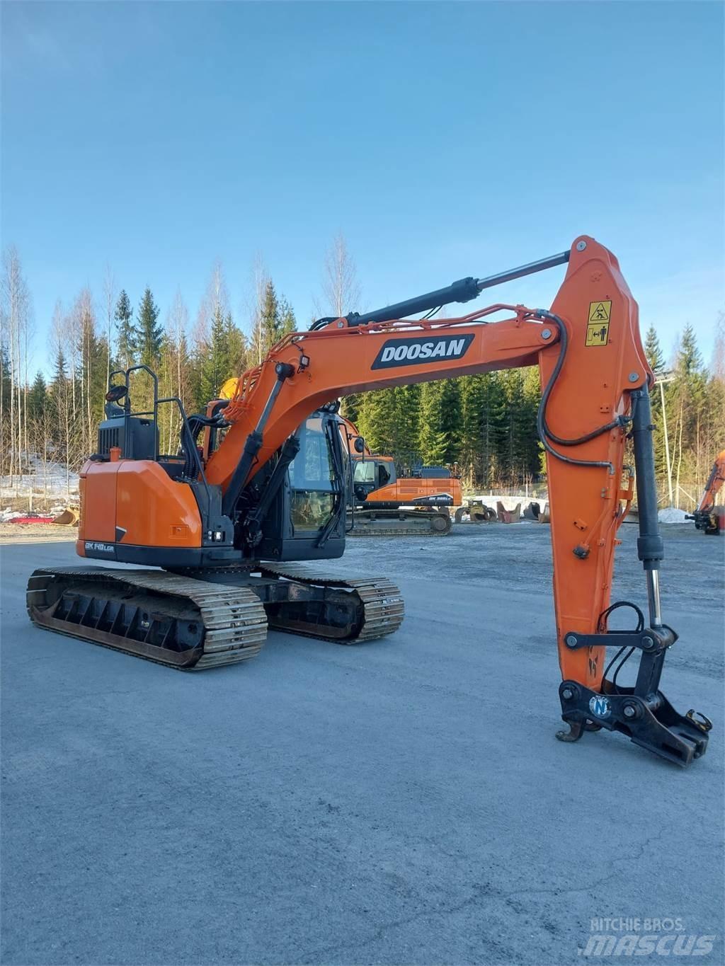 Doosan DX 140LCR 7 Bageri gusjeničari