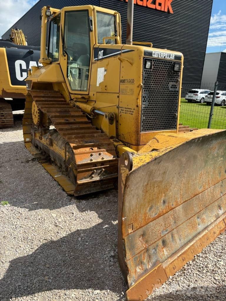 CAT D 6 N XL Buldožeri gusjeničari