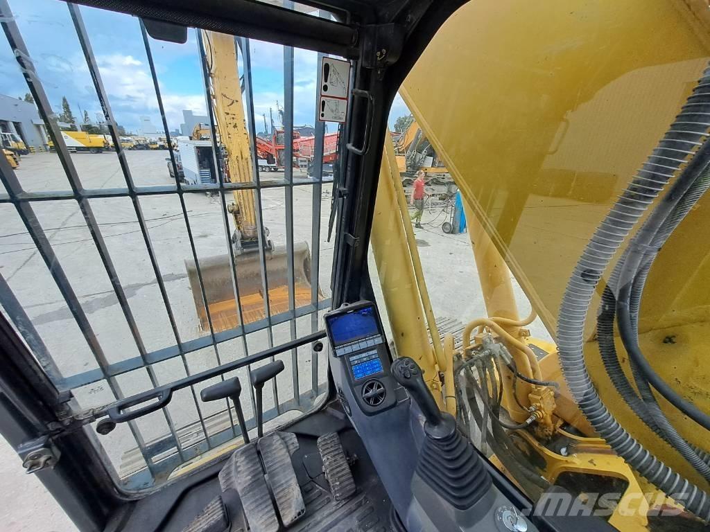 Komatsu HB215LC-2 Bageri gusjeničari