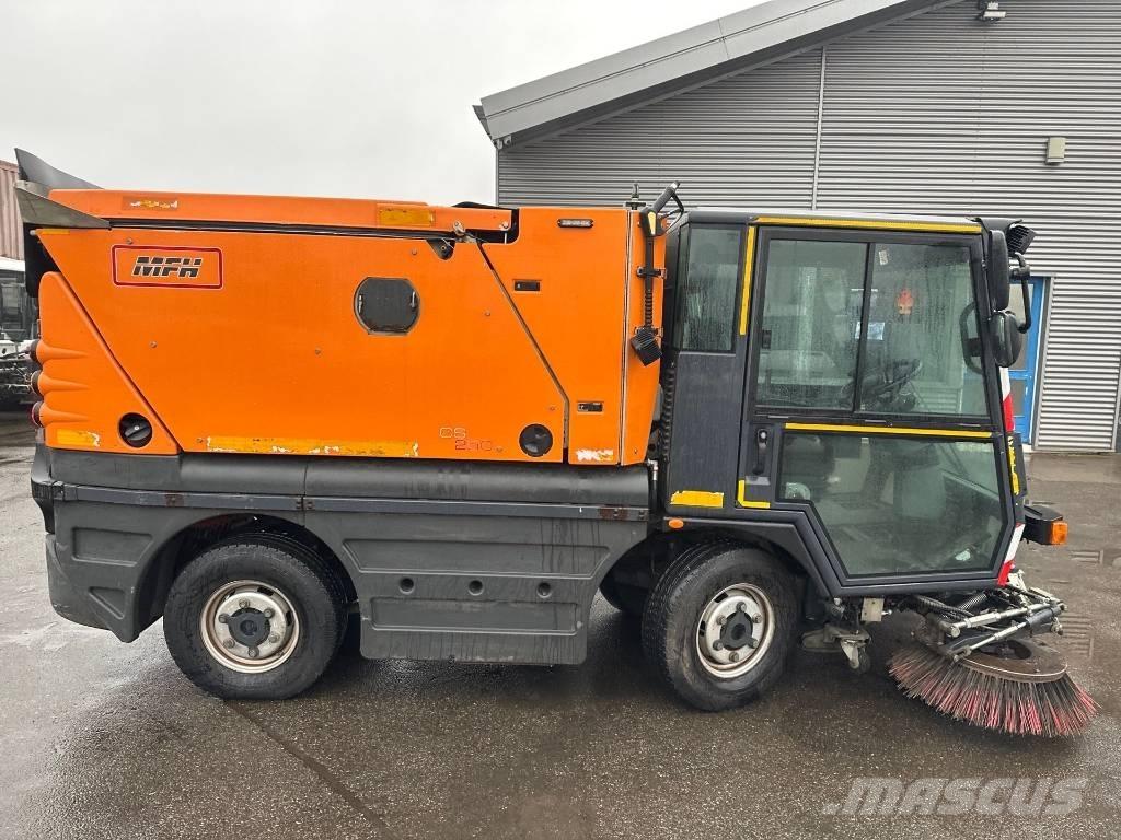 Schmidt MFH 250 Strojevi za metenje