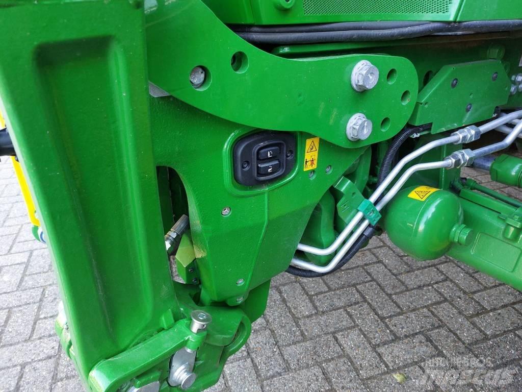 John Deere 6R150 Traktori