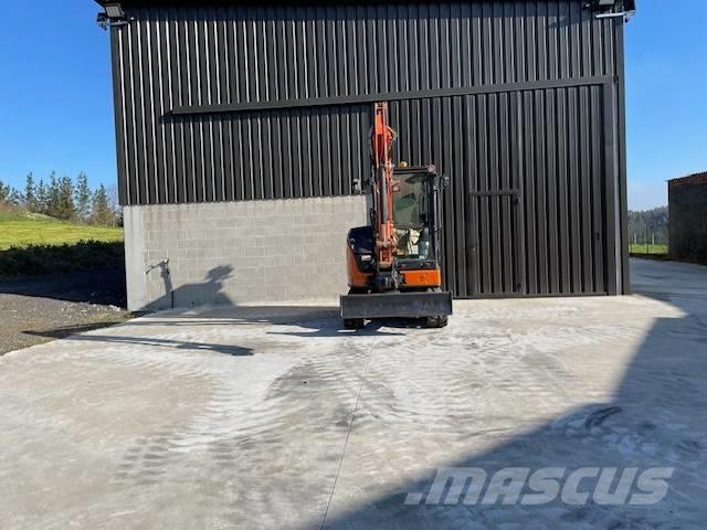 Hitachi u 33 Mini bageri <7t