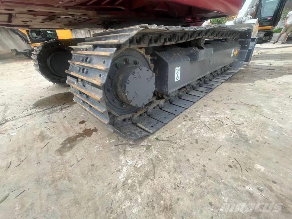 Takeuchi TB180C Bageri gusjeničari