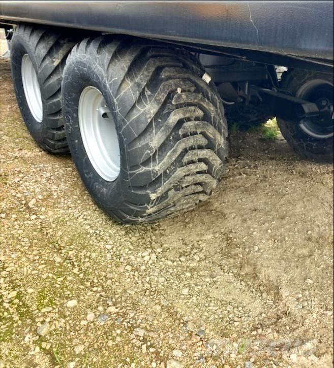 Palmse Trailer B3800 Prikolice za bale