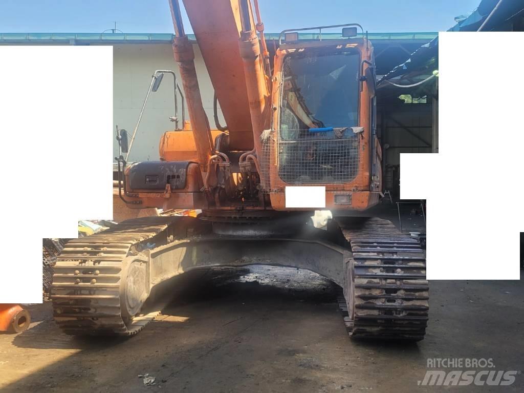 Doosan DX 300 LCA Bageri gusjeničari