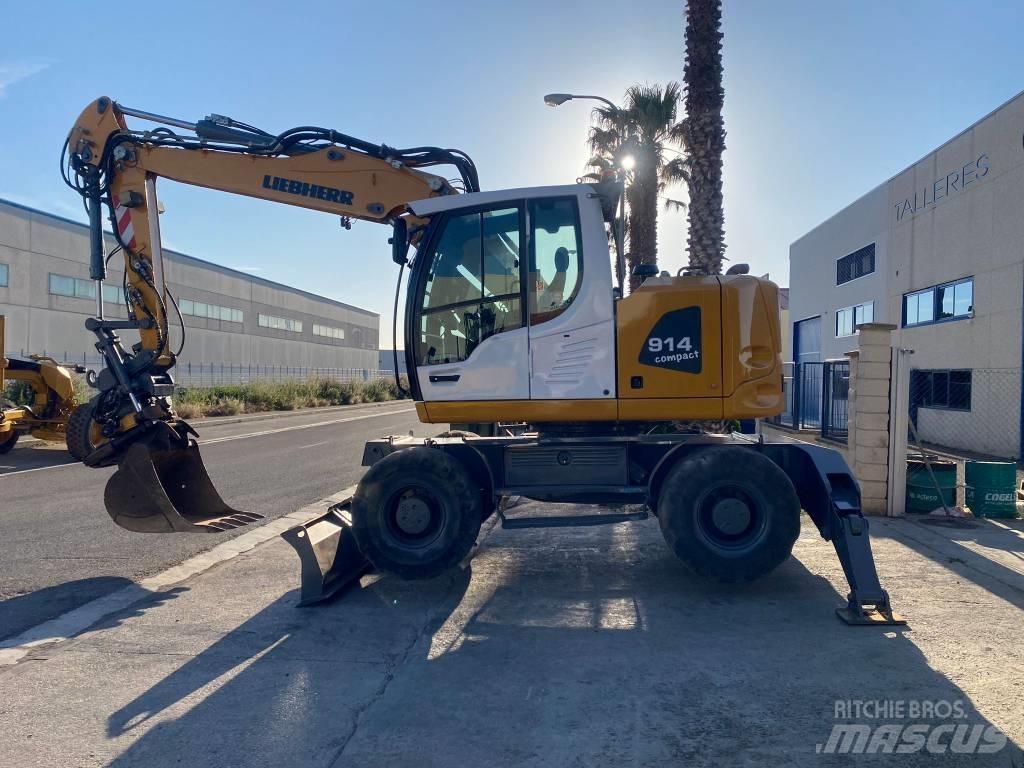 Liebherr A 914 Bageri na kotačima