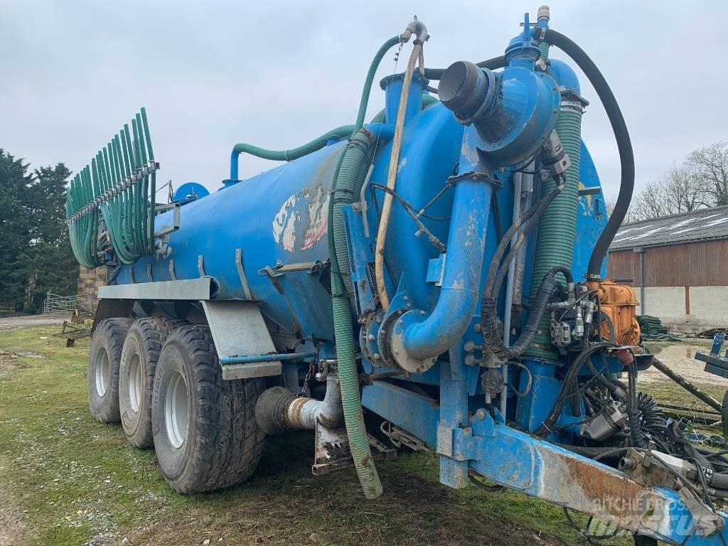  DOME OXY 22000 Cisterne za gnojnicu