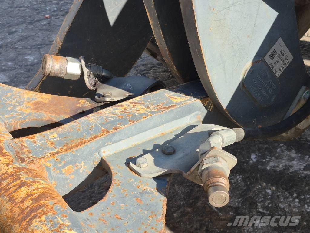 John Deere 204 K Utovarivači na kotačima