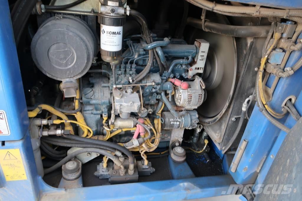 Bomag BW 154 AP-4 Valjci sa dvojnim bubnjem