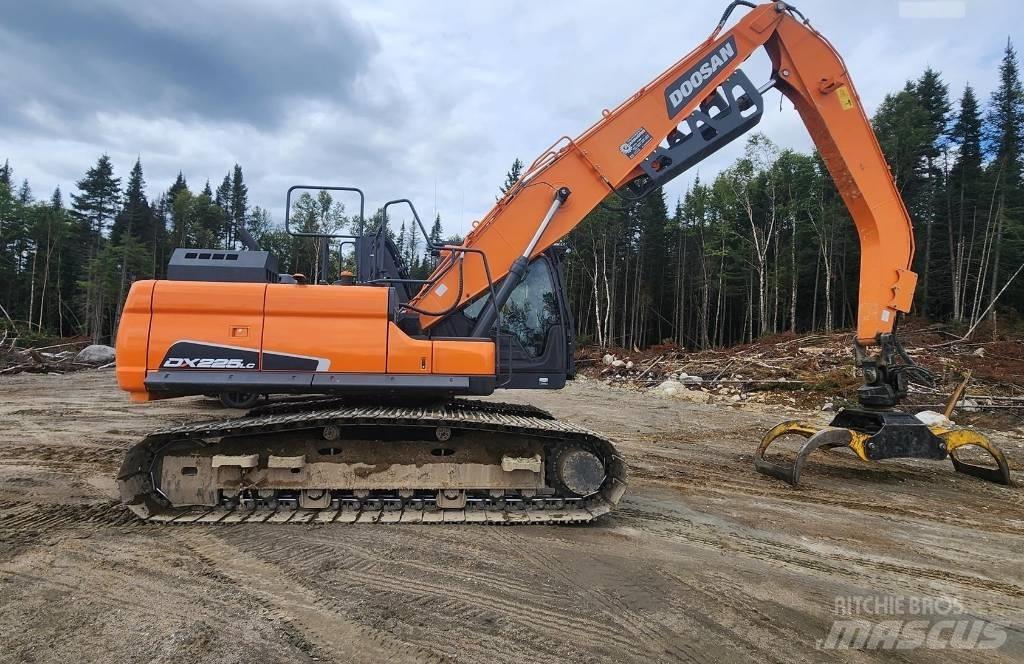 Doosan DX 225 LC-5 Bageri gusjeničari