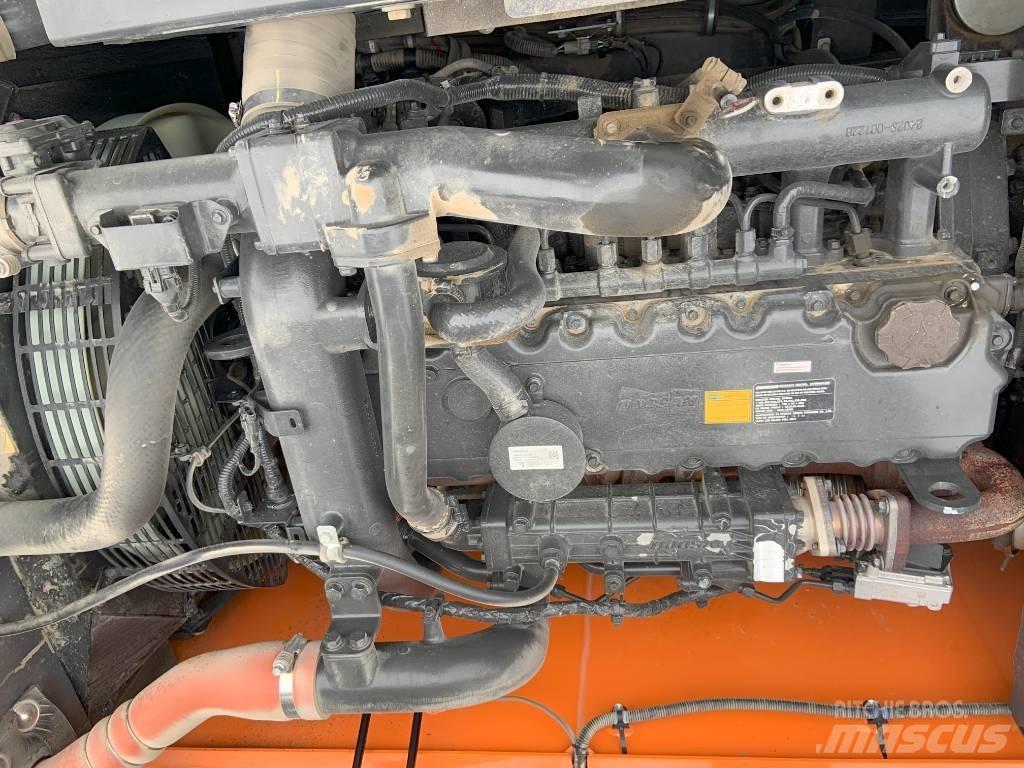 Doosan DX 225 LC-5 Bageri gusjeničari