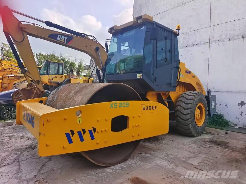 XCMG XS 203 J Valjci sa jednim bubnjem