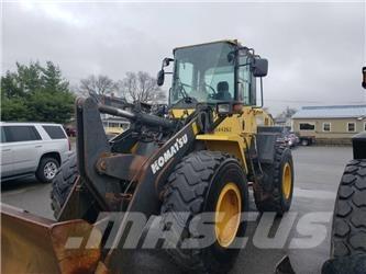 Komatsu WA 200 Utovarivači na kotačima