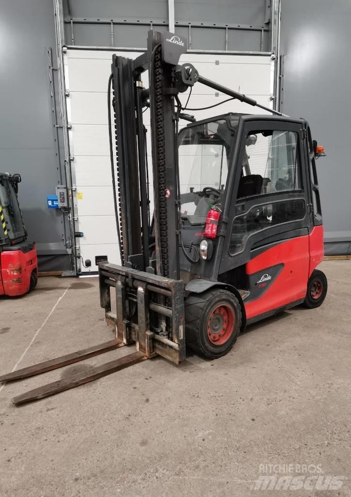 Linde E50HL-01 Električni viličari