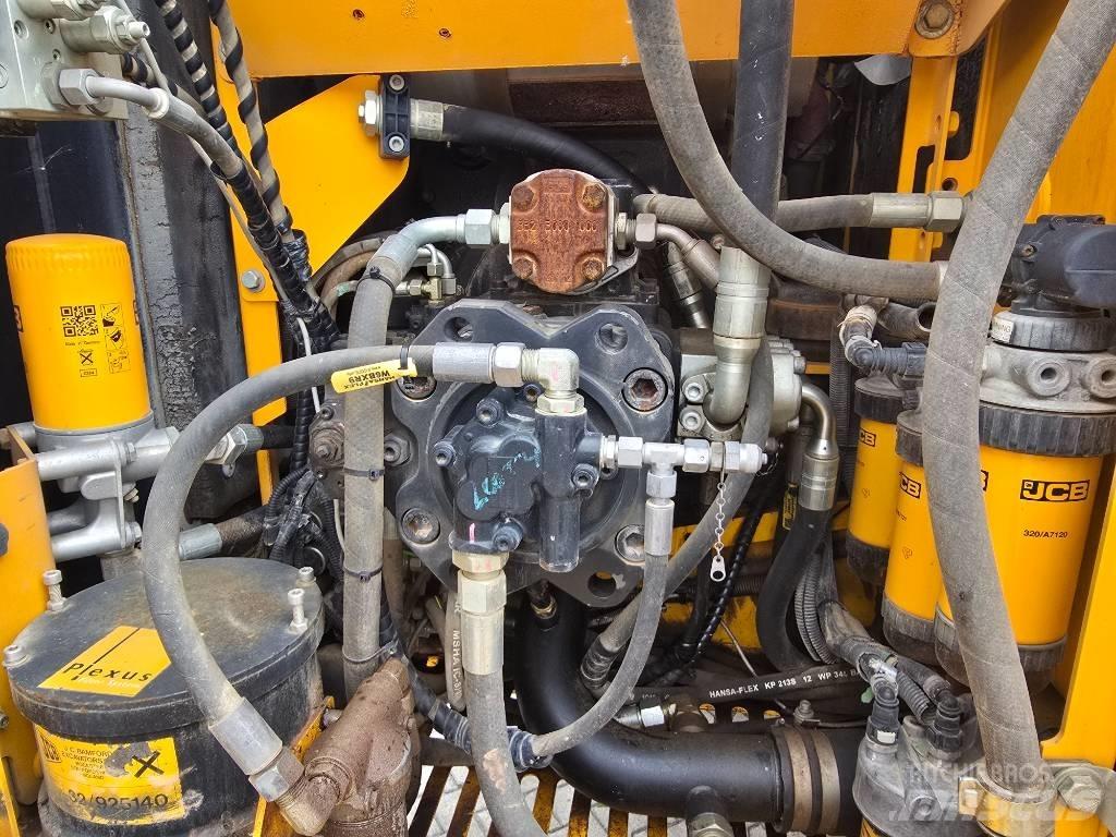 JCB JS 220 N LC Bageri gusjeničari