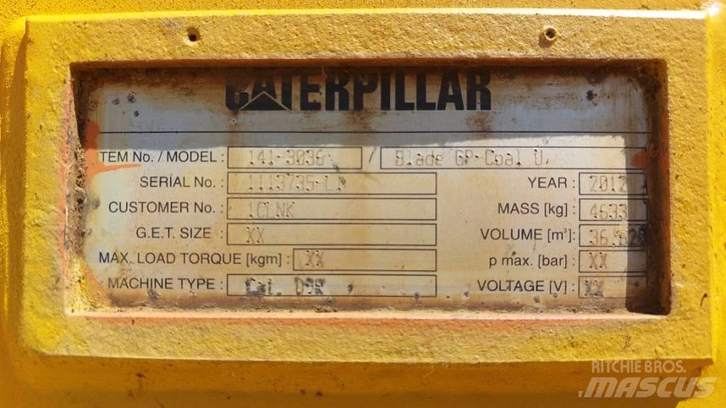 CAT D9T Buldožeri gusjeničari