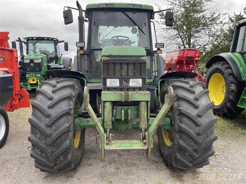 John Deere 6800 Traktori