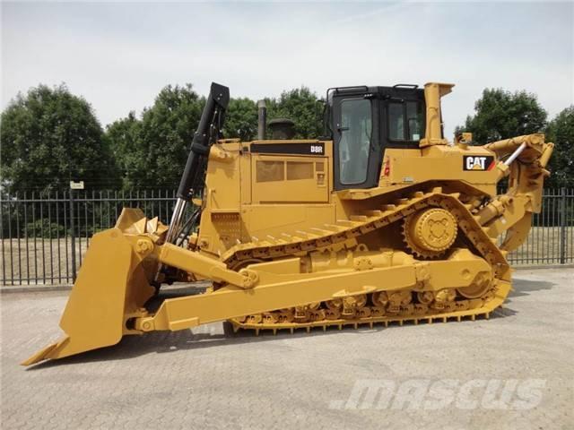 CAT D 8 R Buldožeri gusjeničari