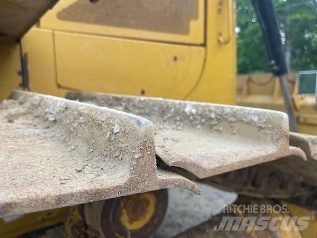 CAT D 6 T LGP Buldožeri gusjeničari
