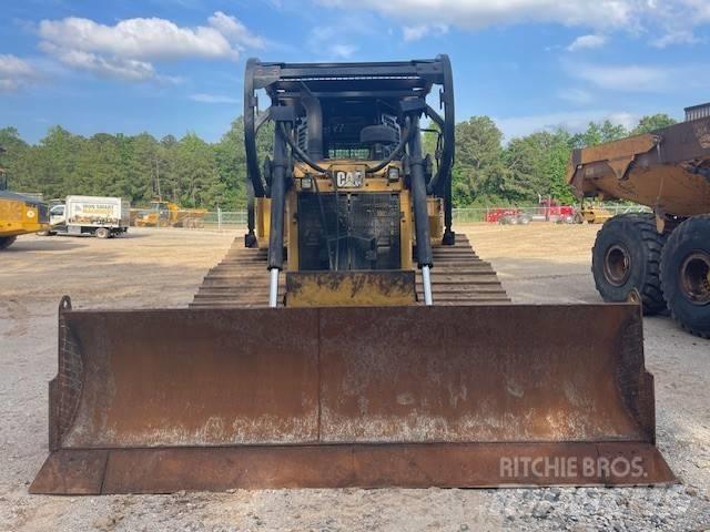 CAT D 6 T LGP Buldožeri gusjeničari