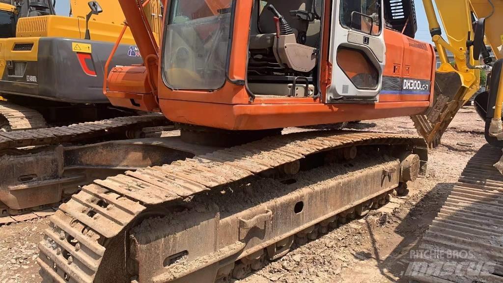 Doosan DH 300 LC-7 Bageri gusjeničari