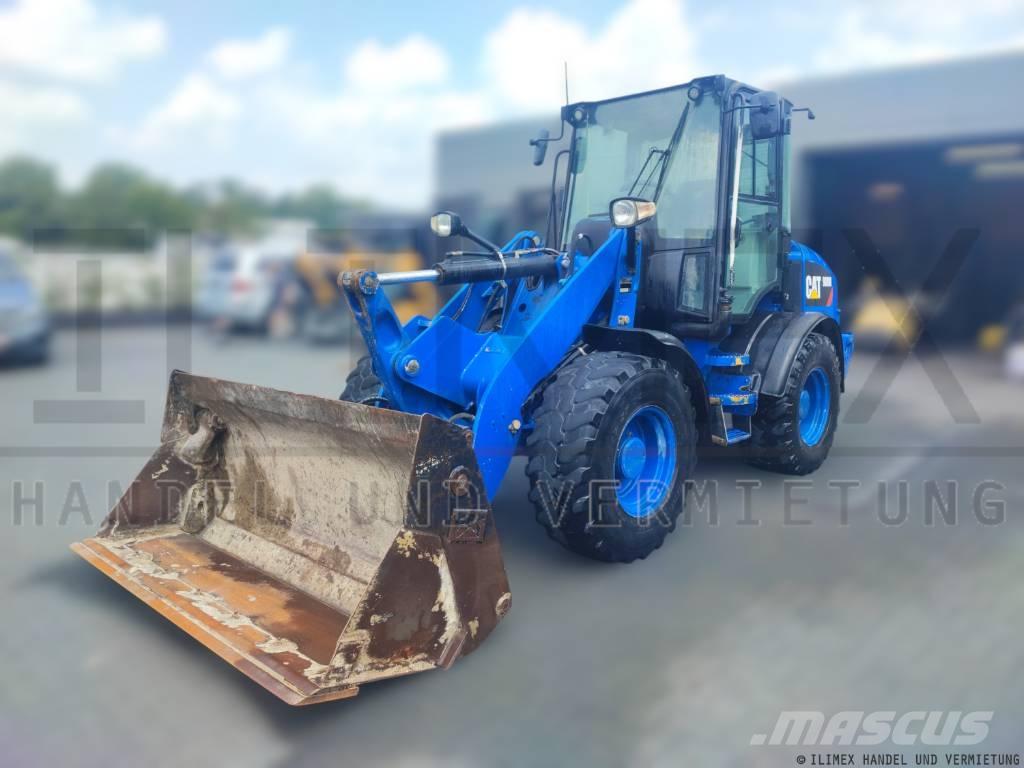 CAT 908 M Utovarivači na kotačima