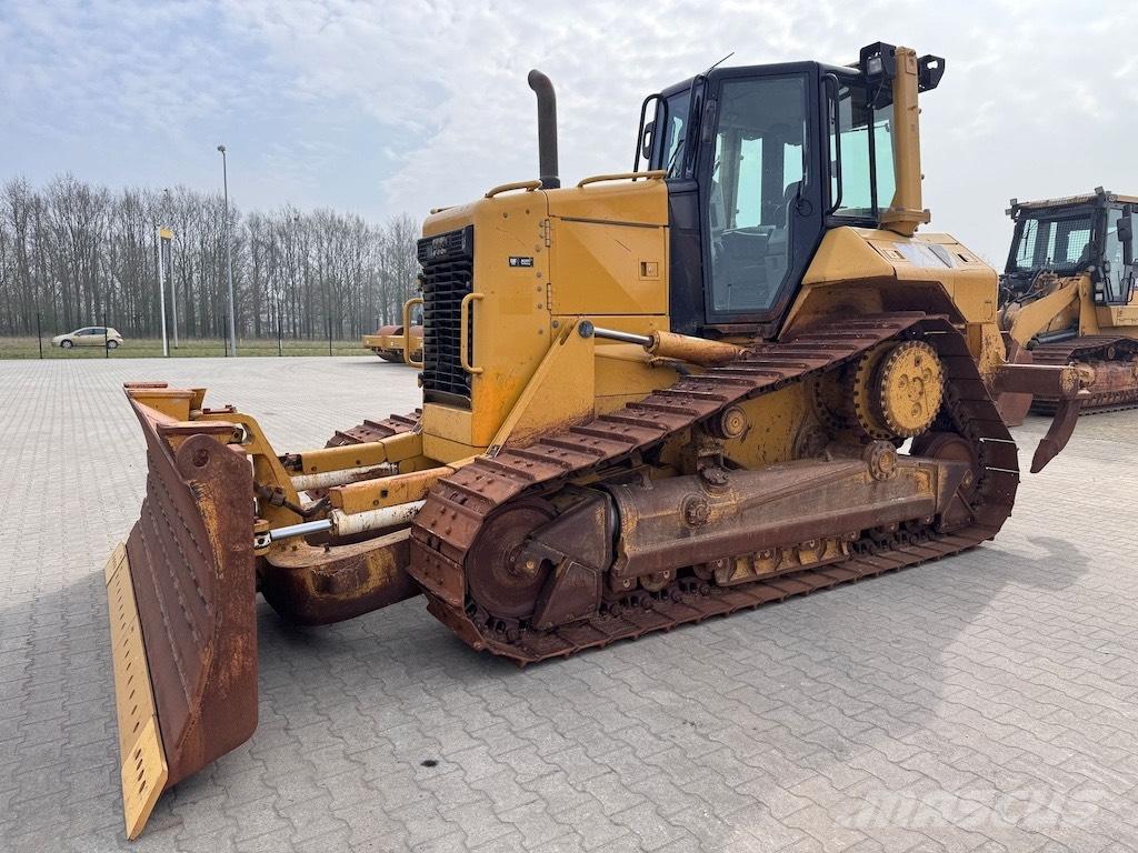 CAT D6N XL Buldožeri gusjeničari