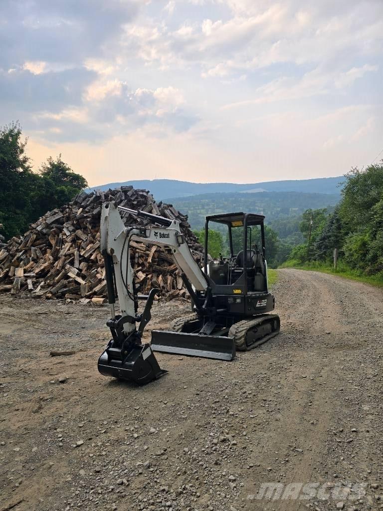 Bobcat E 32 Mini bageri <7t