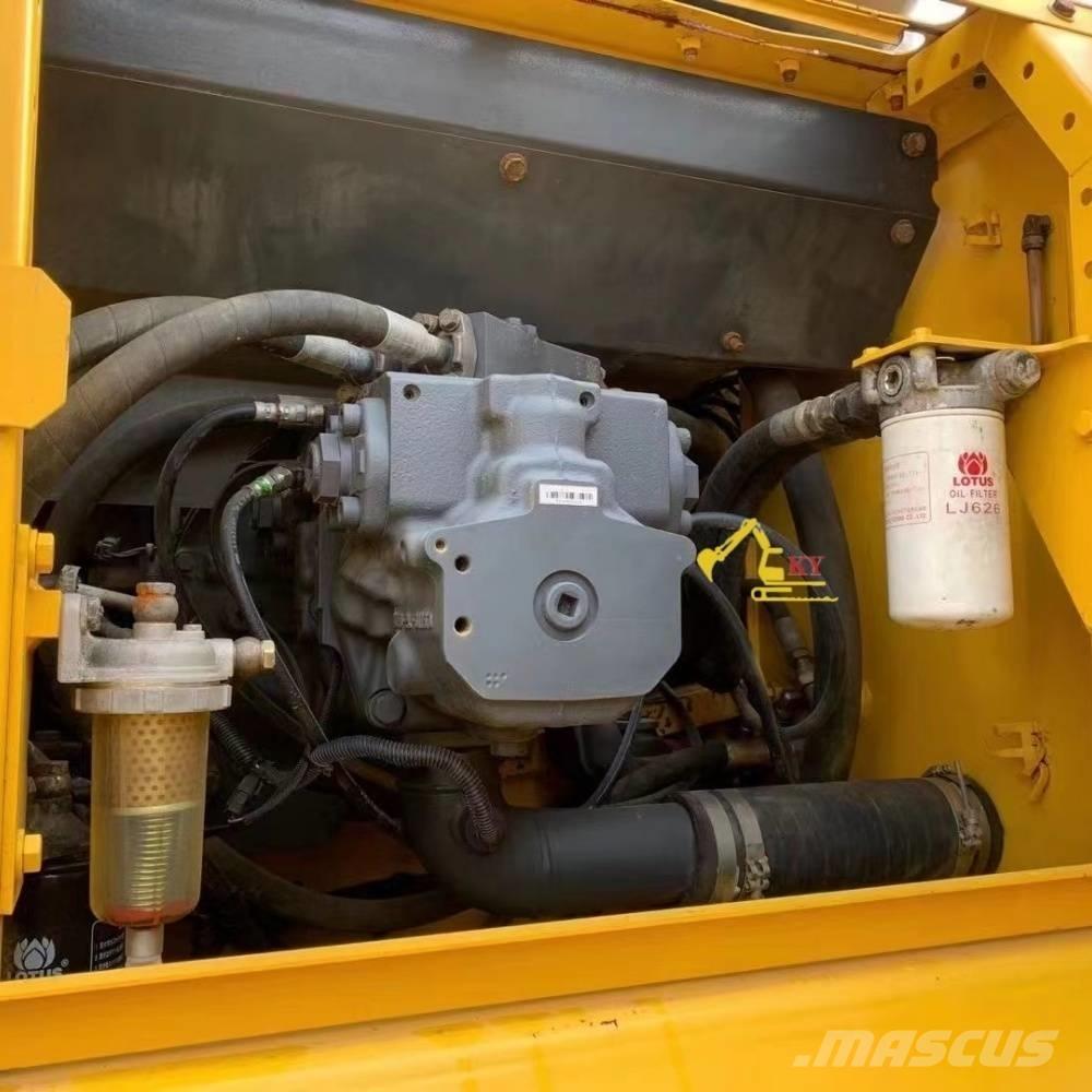 Komatsu P 270 Bageri gusjeničari