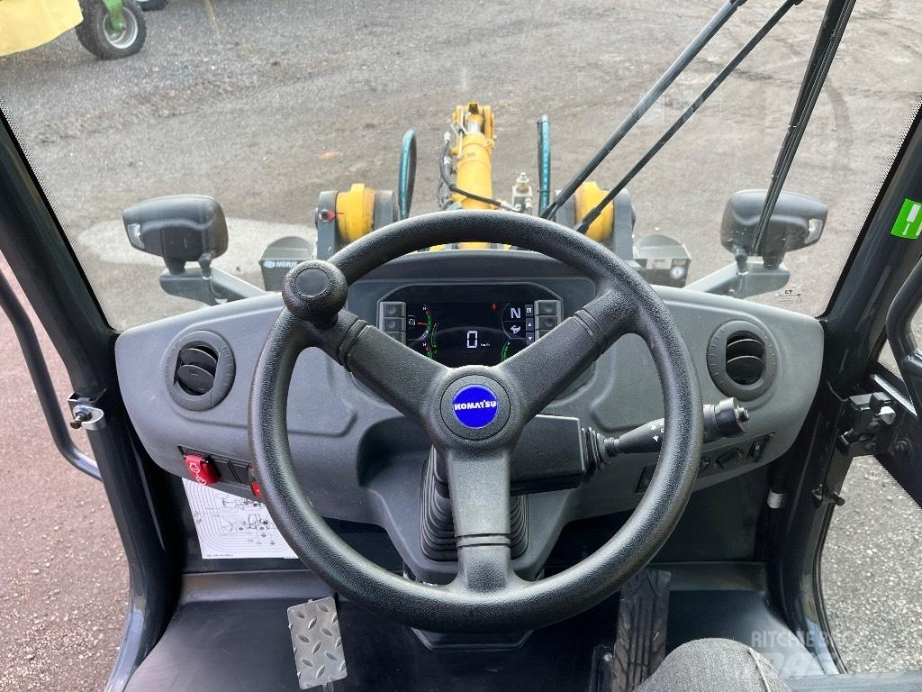 Komatsu WA80M-8 Utovarivači na kotačima