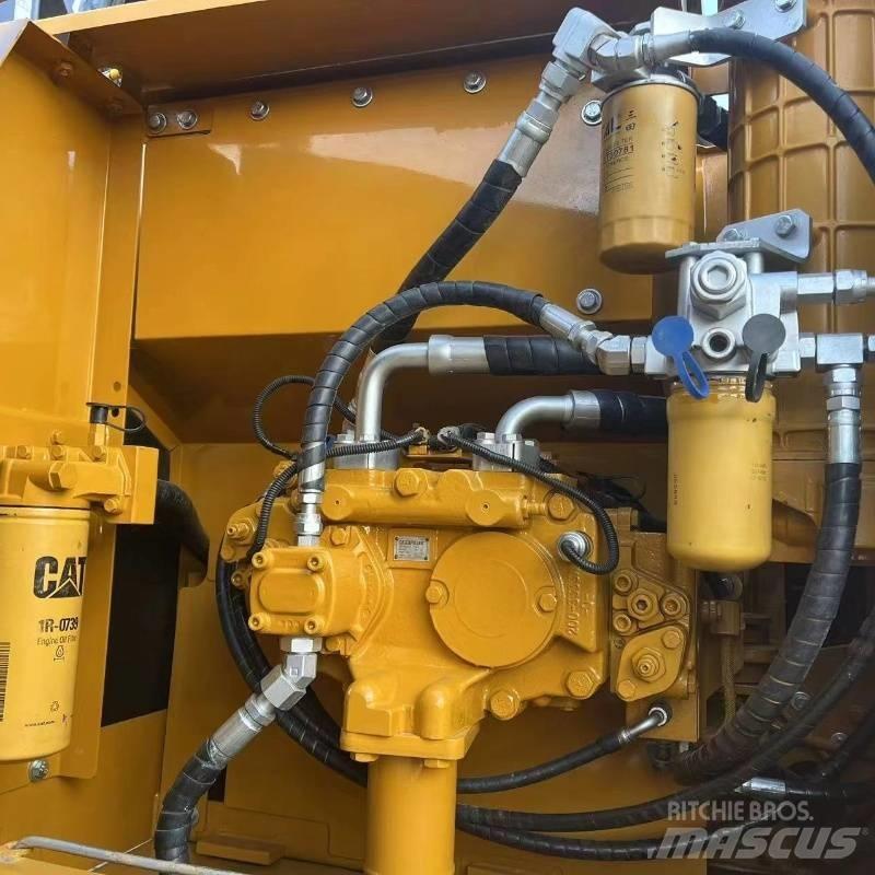 CAT 320 D Bageri gusjeničari