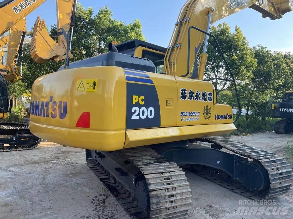 Komatsu PC 200-8 Bageri gusjeničari