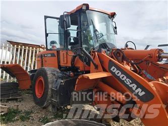 Doosan DL 300-3 Utovarivači na kotačima