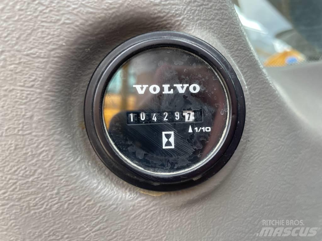 Volvo EC 480 E L Bageri gusjeničari