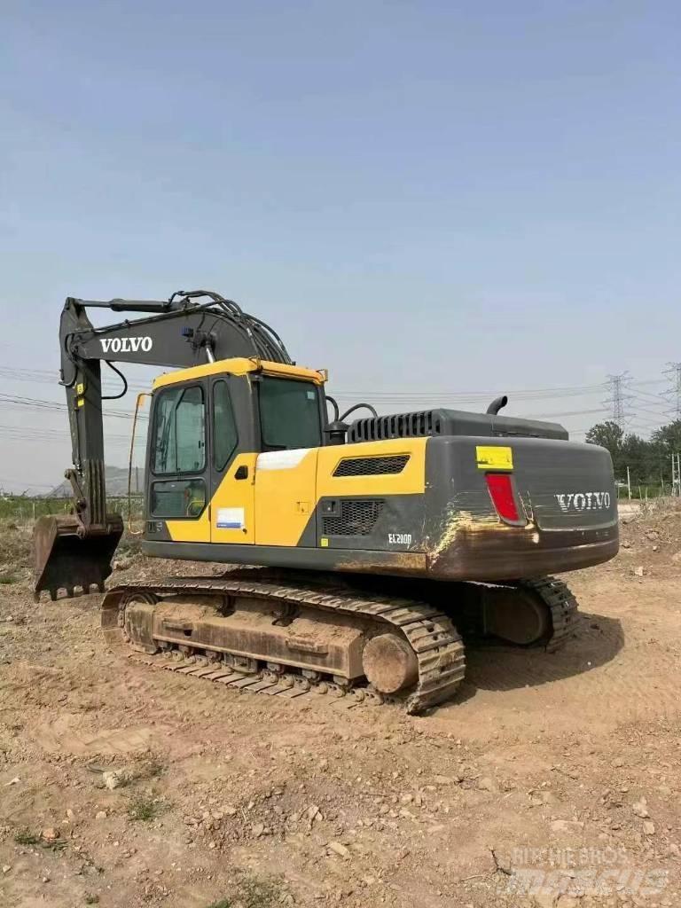 Volvo EC 210 Bageri gusjeničari