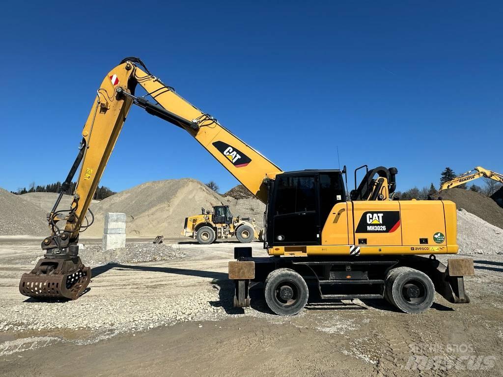 CAT MH3026 Bageri za manipuliranje materijalom / otpadom