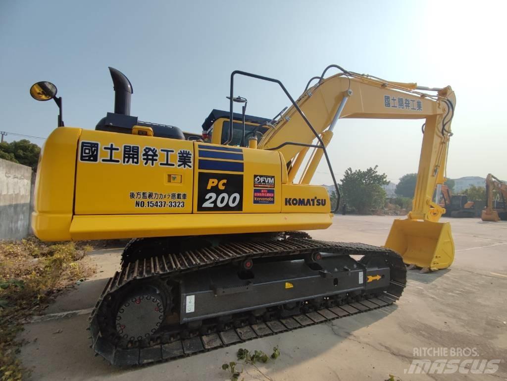 Komatsu PC 200-8 Bageri gusjeničari