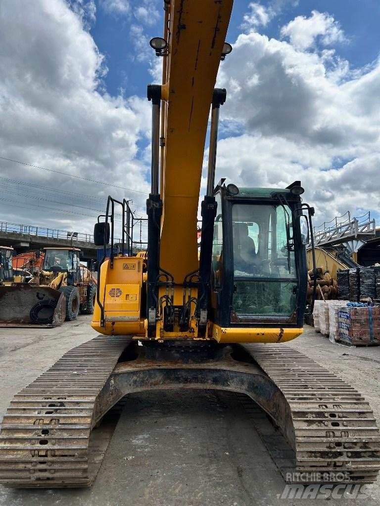 JCB JS 220 LC Bageri gusjeničari