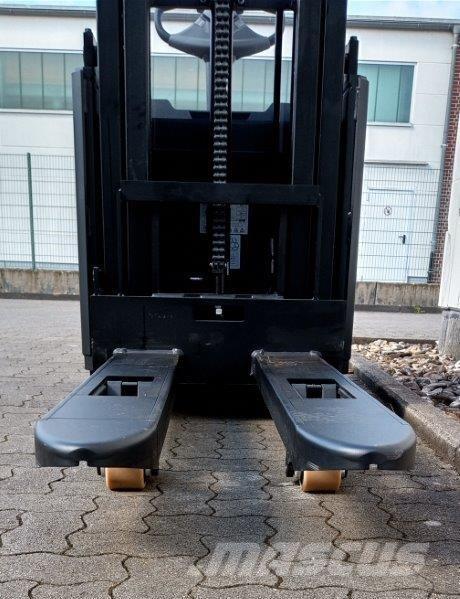 Toyota BT SWE145L Samopogonski ručni viličari