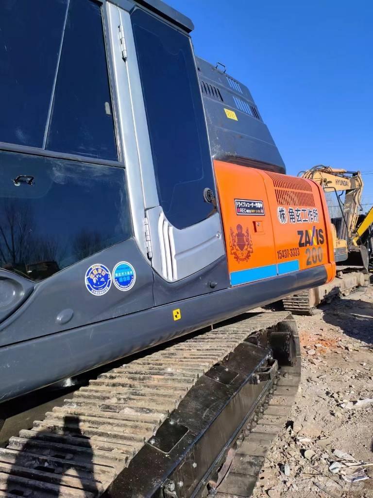 Hitachi ZX 200 Bageri gusjeničari