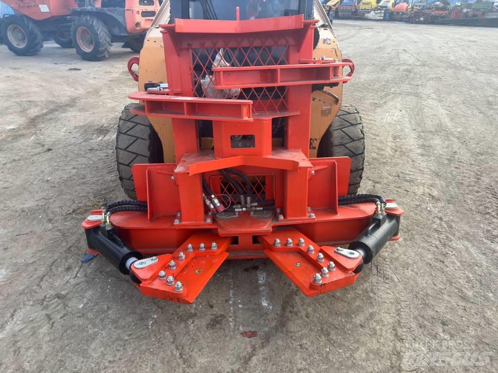 CASE SR 250 Skid steer mini utovarivači