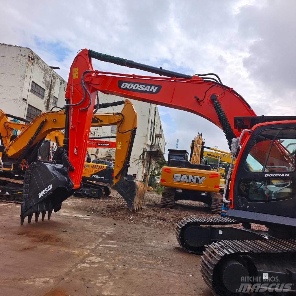 Doosan DX 300 LC Bageri gusjeničari