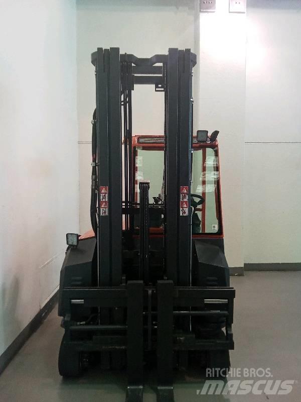 Combilift C 3000CBE Električni viličari