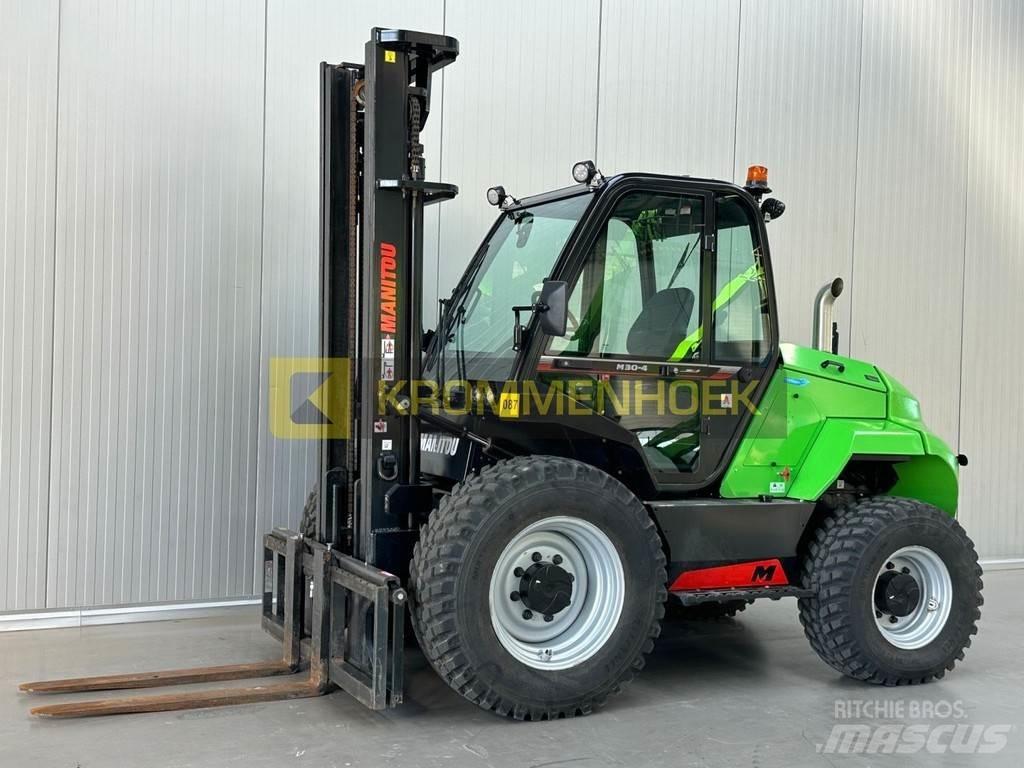 Manitou M30-4 Terenski viličar