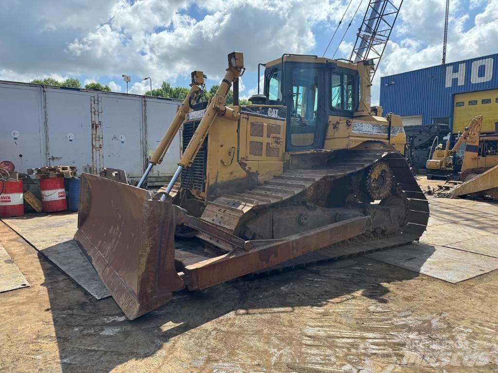 CAT D 6 R LGP Buldožeri gusjeničari