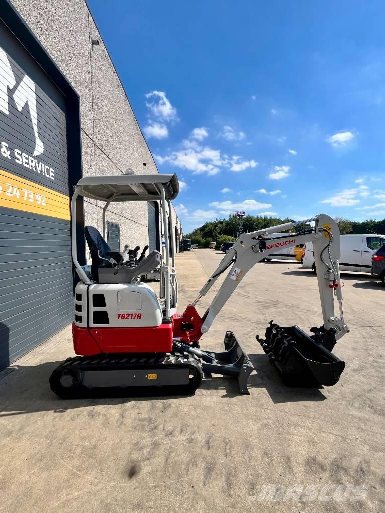 Takeuchi TB 217 R Mini bageri <7t