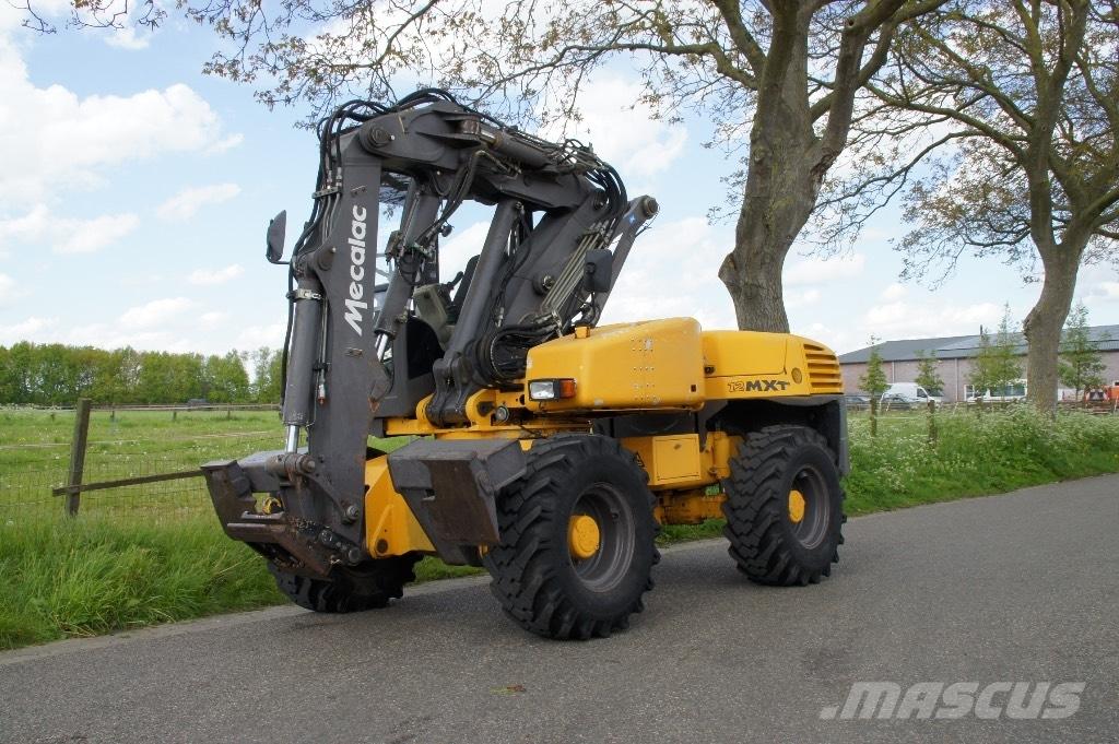 Mecalac 12 MXT Bageri na kotačima