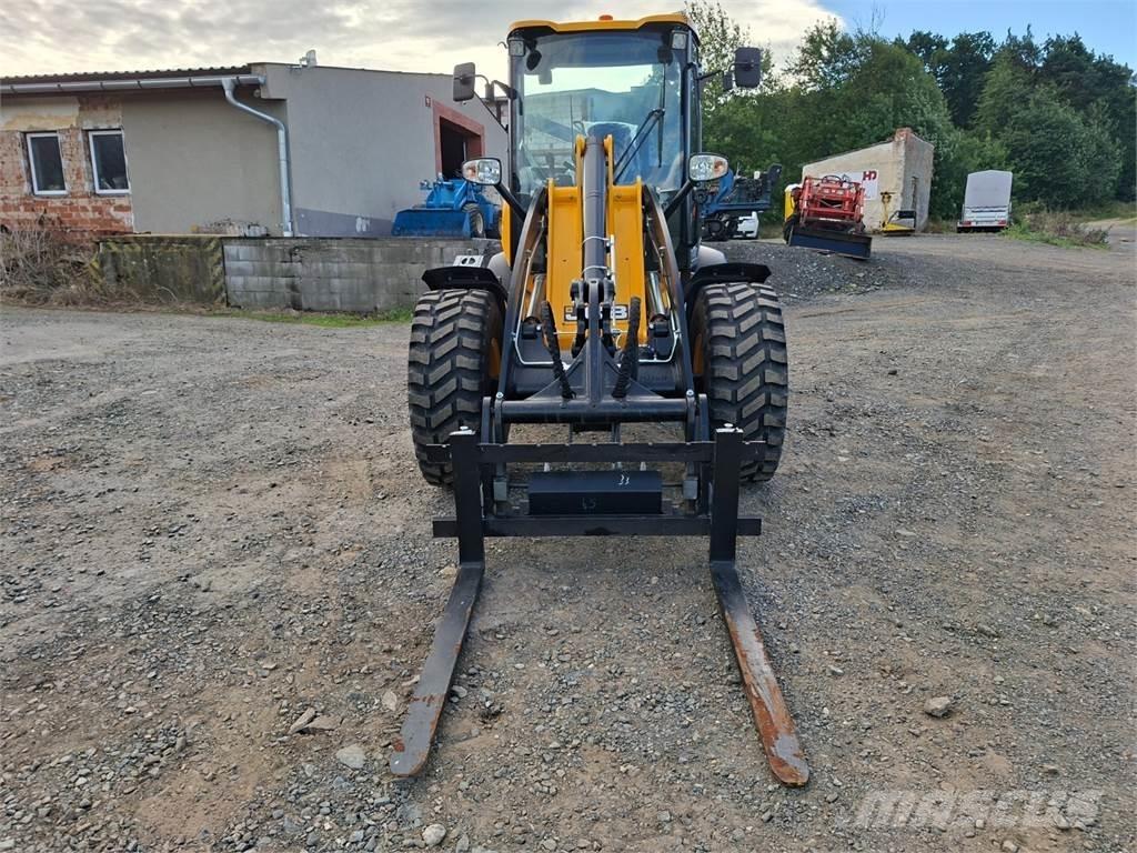 JCB 409 SV Građevinarstvo – ostalo