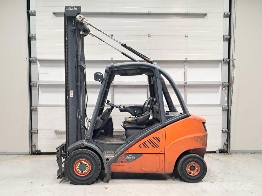 Linde H35D-02 Dizelski viličari